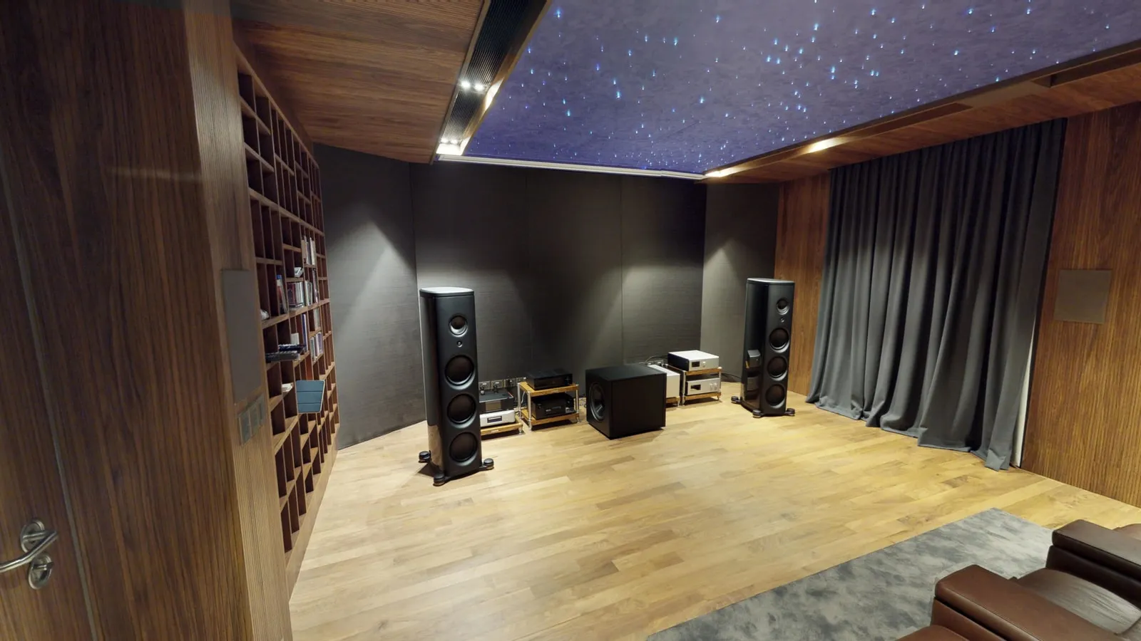 Jba9g6vj6UF 03.22.2018 10.56.52 at the Wan Tho Ave Listening Room project.